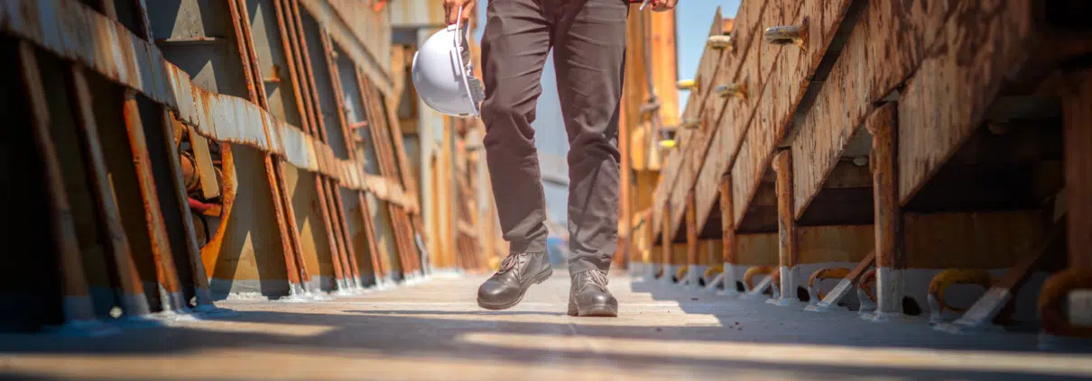 Conflicts with a building contractor